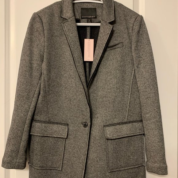 Banana Republic Dark Grey Wool-Blend Blazer (Size 6 Petite) - Picture 1 of 10